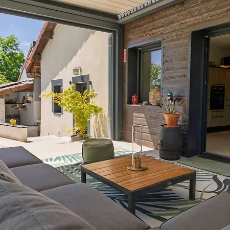 Ferienhaus La Maison Du Lavoir Charme & Nature Proche De Lyon *